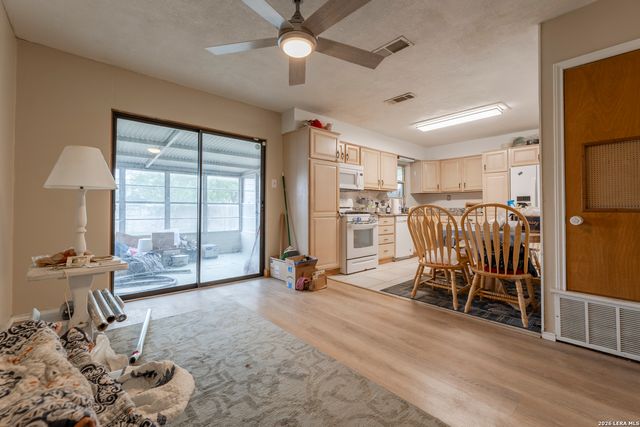 4410 SUMMER WIND ST, San Antonio, TX 78217