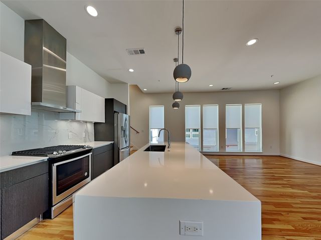 1245 Gano Street 602, Dallas, TX 75215