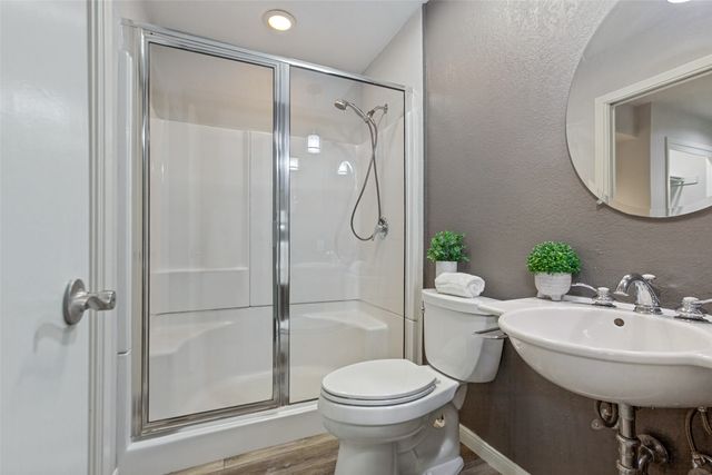6362 Southpoint Drive, Dallas, TX 75248