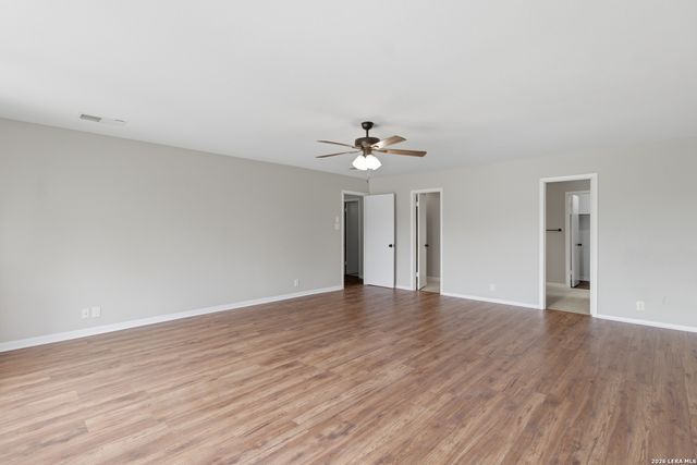 7611 BLUE FLAX CV, San Antonio, TX 78249