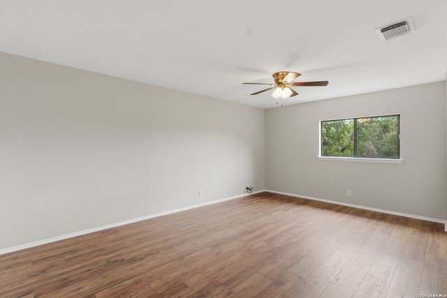 7611 BLUE FLAX CV, San Antonio, TX 78249