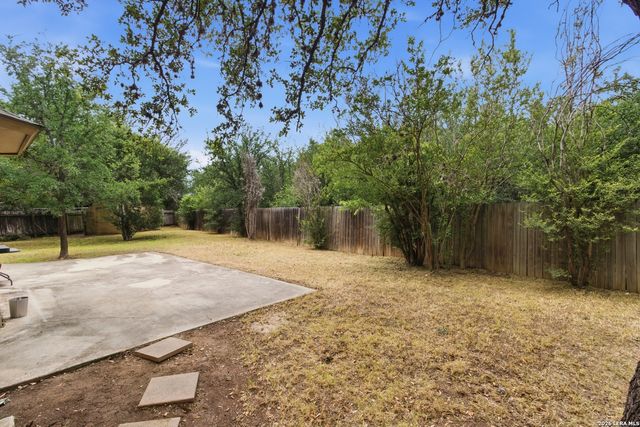 7611 BLUE FLAX CV, San Antonio, TX 78249