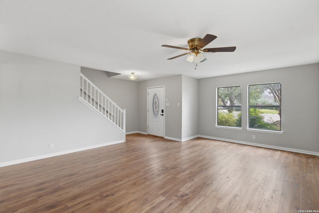 7611 BLUE FLAX CV, San Antonio, TX 78249