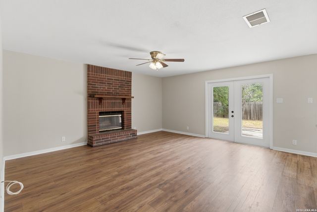 7611 BLUE FLAX CV, San Antonio, TX 78249