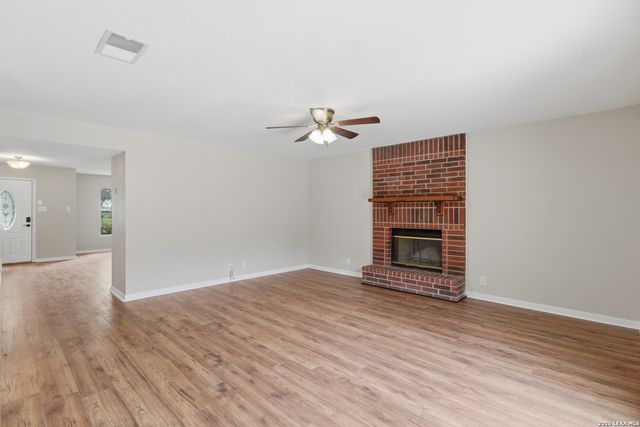 7611 BLUE FLAX CV, San Antonio, TX 78249