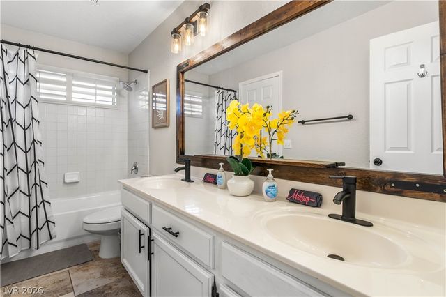 5235 Zebra Court, North Las Vegas, NV 89031