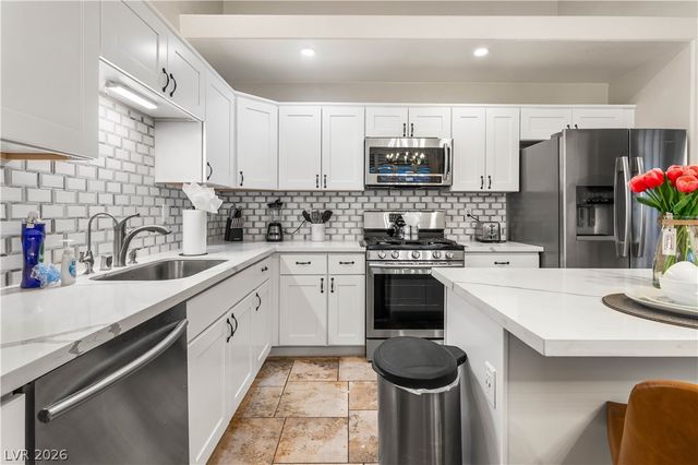 5235 Zebra Court, North Las Vegas, NV 89031