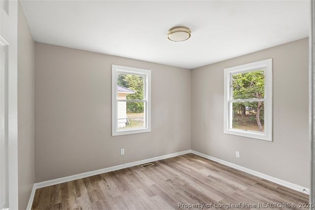 508 E 6th Avenue, Raeford, NC 28376