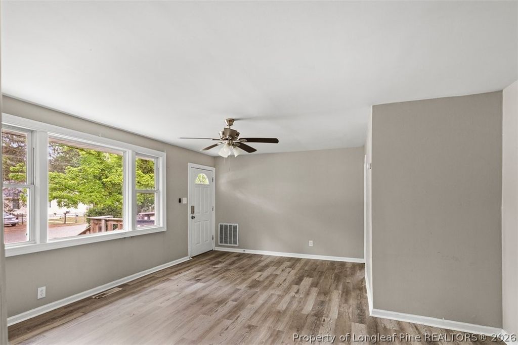 508 E 6th Avenue, Raeford, NC 28376 — photo 3