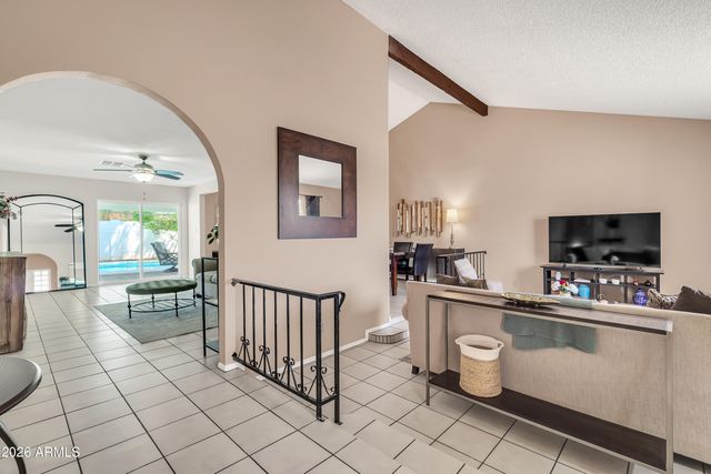 752 W POSADA Avenue, Mesa, AZ 85210