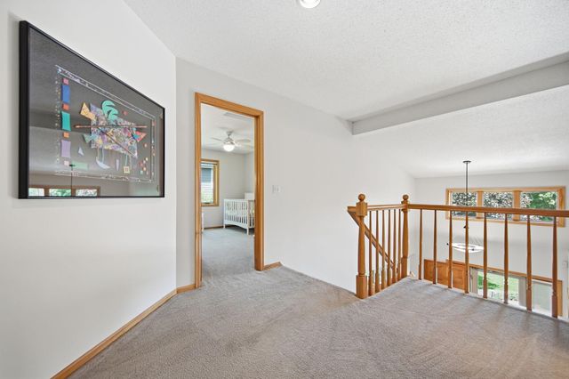 10825 46th Place N, Plymouth, MN 55442