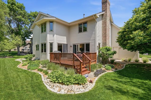 10825 46th Place N, Plymouth, MN 55442