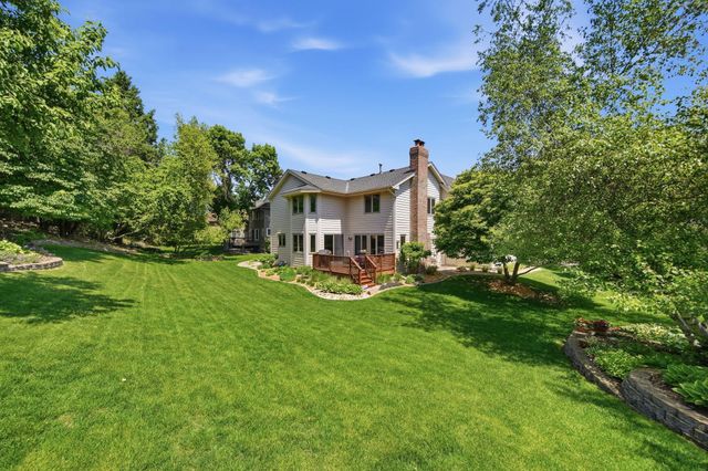 10825 46th Place N, Plymouth, MN 55442
