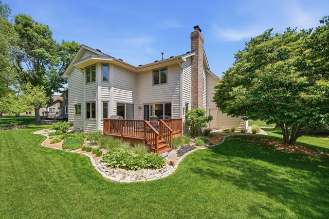 10825 46th Place N, Plymouth, MN 55442