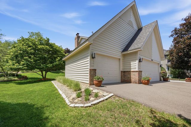 10825 46th Place N, Plymouth, MN 55442