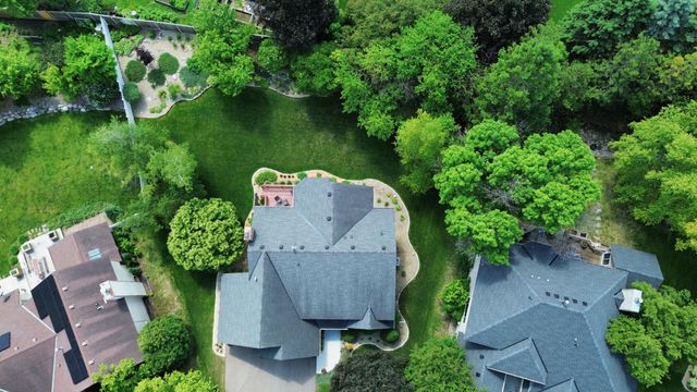 10825 46th Place N, Plymouth, MN 55442