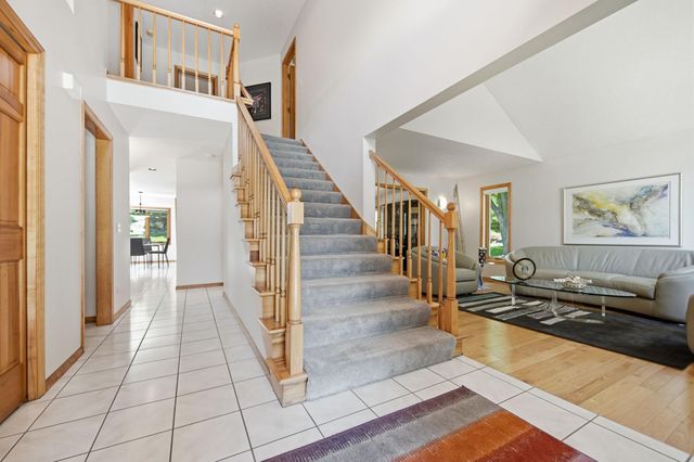 10825 46th Place N, Plymouth, MN 55442
