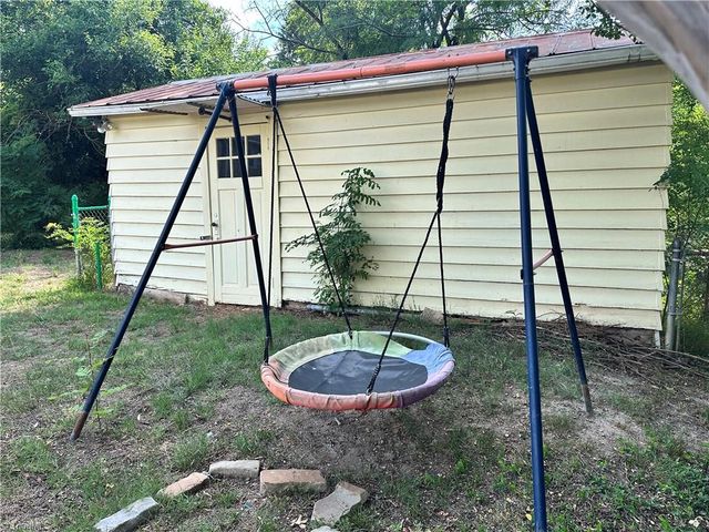 412 Griffith Street, Thomasville, NC 27360