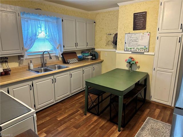 412 Griffith Street, Thomasville, NC 27360