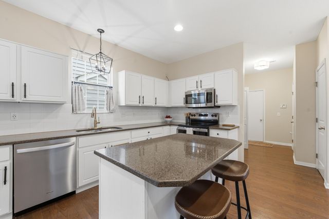 5176 Pyramid Falls Drive, Dublin, OH 43016