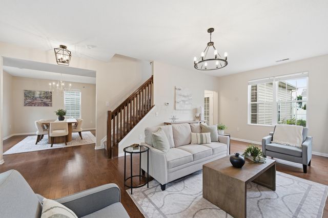 5176 Pyramid Falls Drive, Dublin, OH 43016