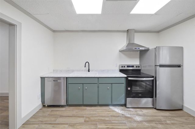 3010 Winding Way B, Huntsville, TX 77340