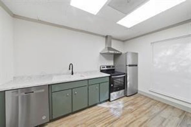 3010 Winding Way B, Huntsville, TX 77340
