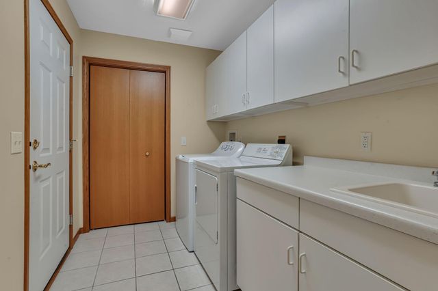 2304 SW 10 Street, Willmar, MN 56201