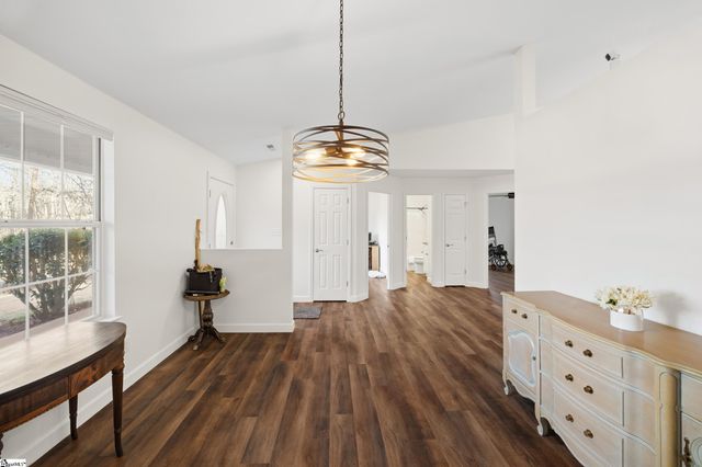 121 Confederate Lane, Greer, SC 29651