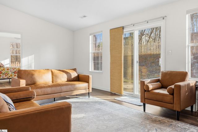 121 Confederate Lane, Greer, SC 29651