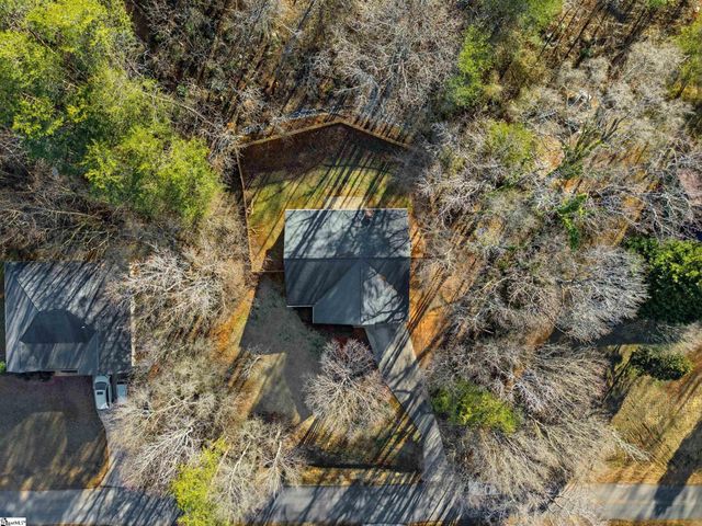 121 Confederate Lane, Greer, SC 29651