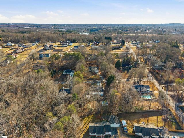 121 Confederate Lane, Greer, SC 29651