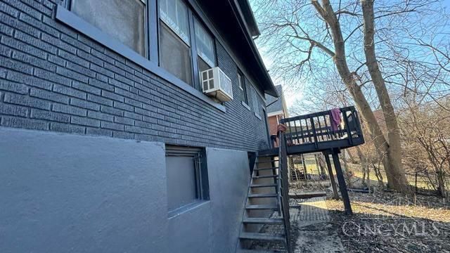 2822 Montana Avenue, Cincinnati, OH 45211