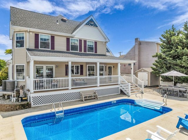 22 Seville Drive, Brick, NJ 08723