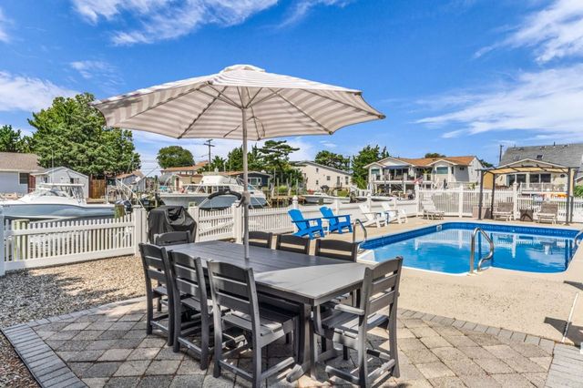 22 Seville Drive, Brick, NJ 08723