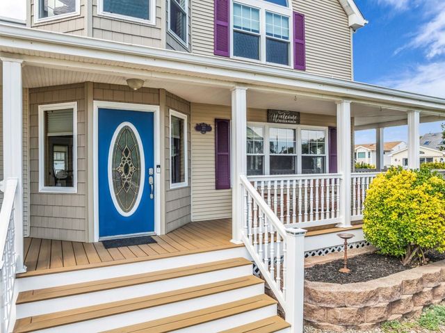 22 Seville Drive, Brick, NJ 08723