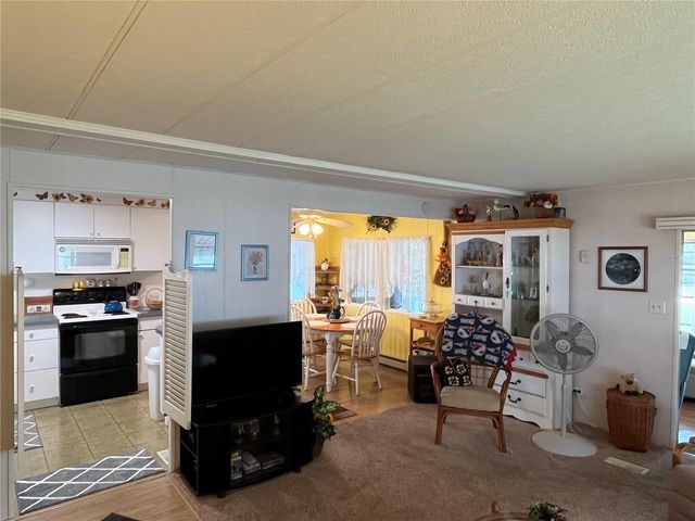 206 ROMA ROAD, Venice, FL 34285