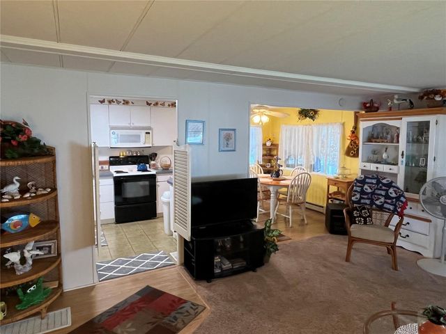 206 ROMA ROAD, Venice, FL 34285