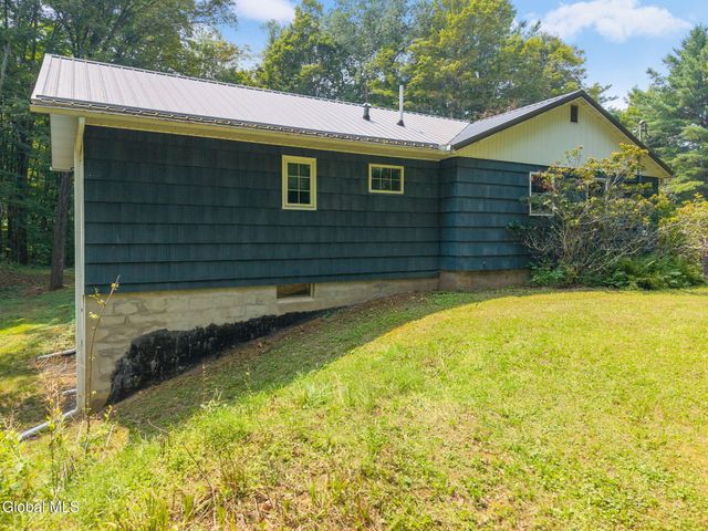 84 Seacord Drive, Davenport, NY 13750