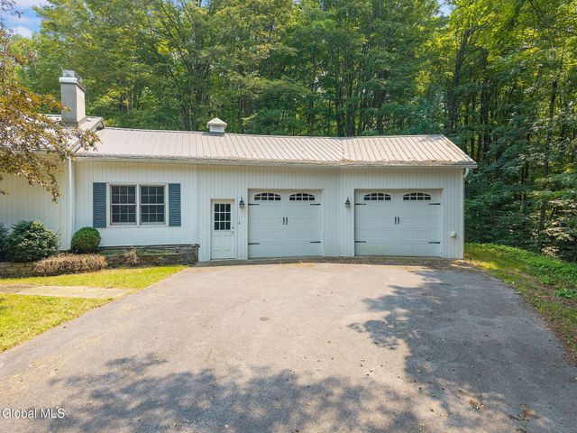 84 Seacord Drive, Davenport, NY 13750