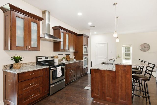 4920 3RD STREET N, St Petersburg, FL 33703