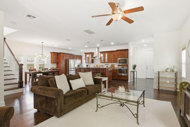 4920 3RD STREET N, St Petersburg, FL 33703