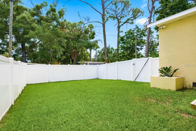 4920 3RD STREET N, St Petersburg, FL 33703