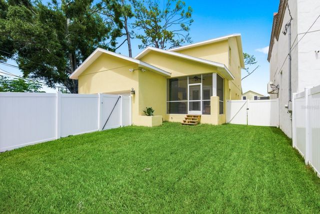 4920 3RD STREET N, St Petersburg, FL 33703