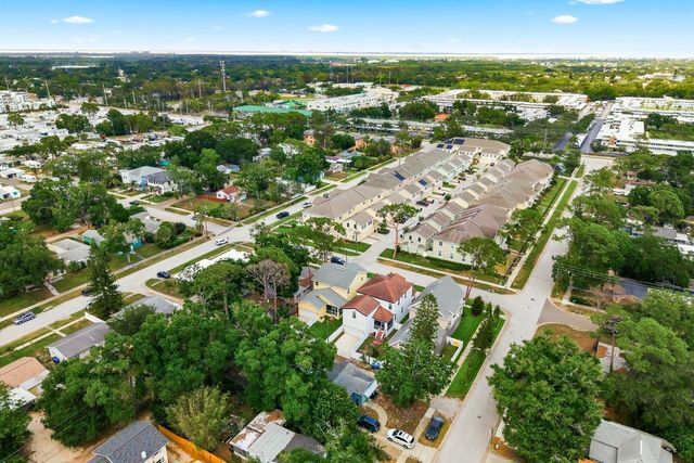 4920 3RD STREET N, St Petersburg, FL 33703