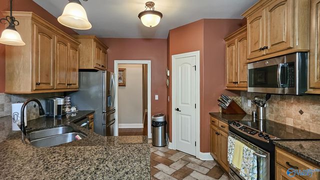 105 Karissa Pointe, Huntsville, AL 35811