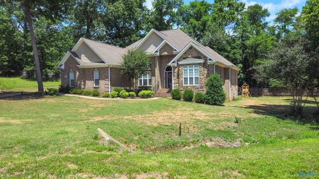 105 Karissa Pointe, Huntsville, AL 35811