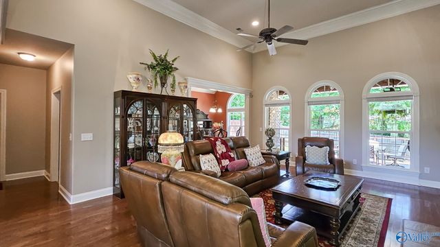 105 Karissa Pointe, Huntsville, AL 35811