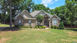 105 Karissa Pointe, Huntsville, AL 35811