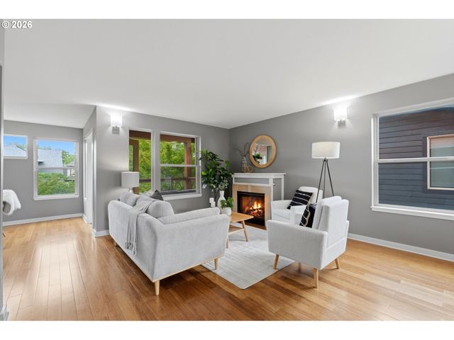 1051 N Fremont St, Portland, OR 97227
